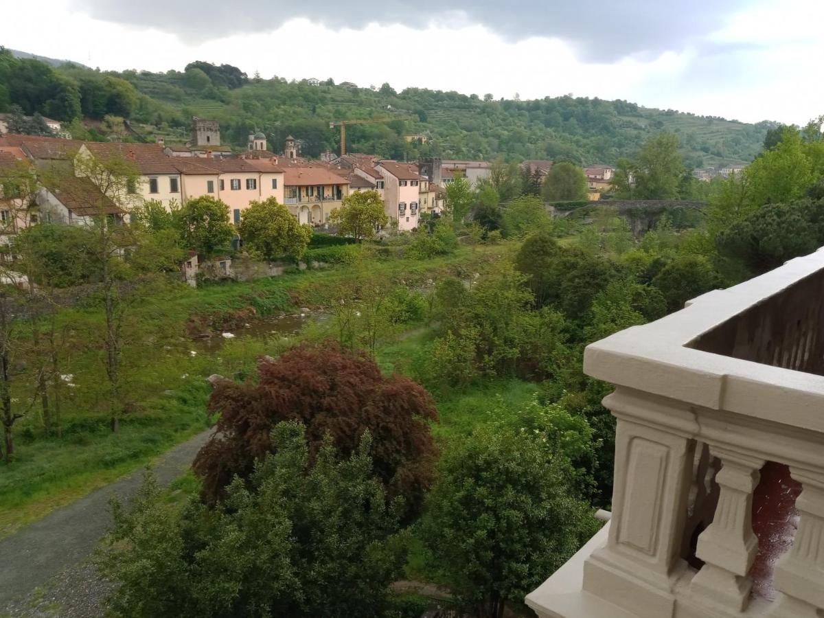 Casa Con Vista - Border House - Pontremoli Appartement Buitenkant foto