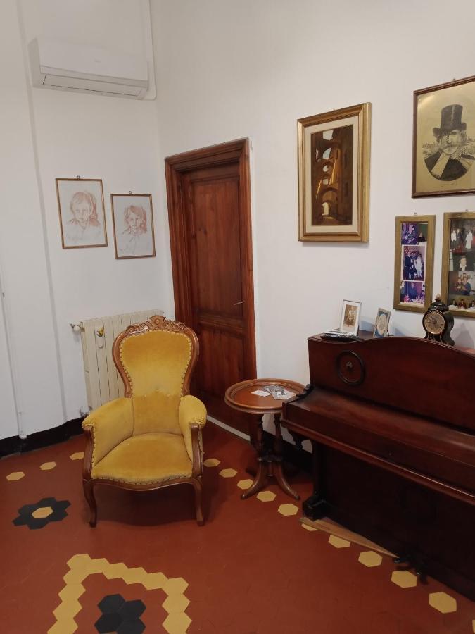 Casa Con Vista - Border House - Pontremoli Appartement Buitenkant foto