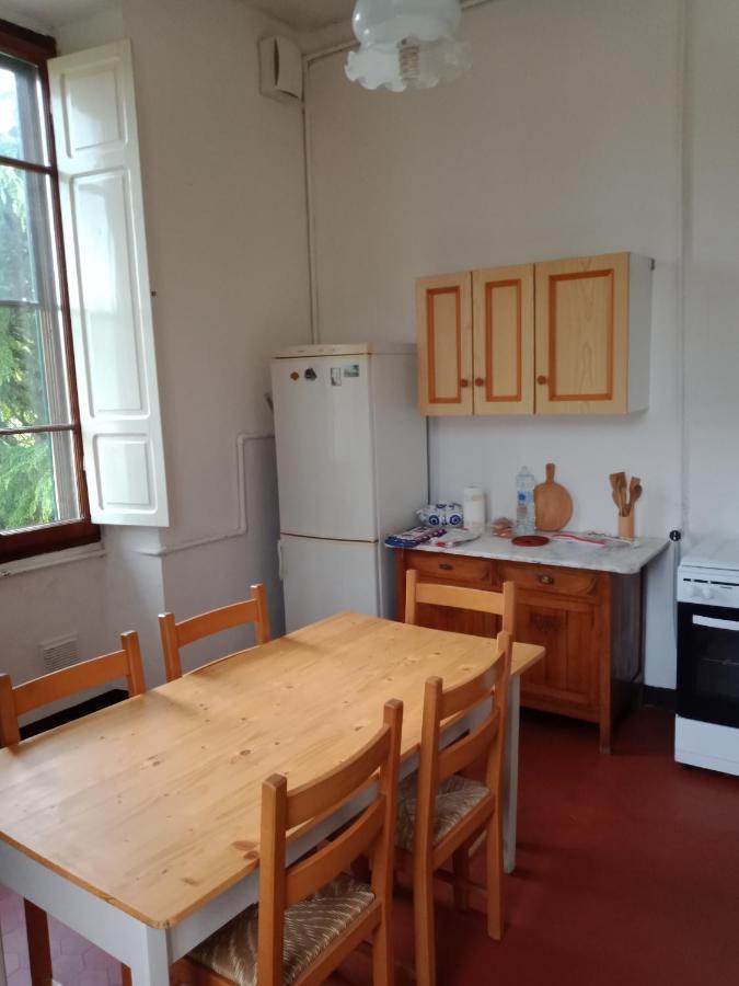 Casa Con Vista - Border House - Pontremoli Appartement Buitenkant foto